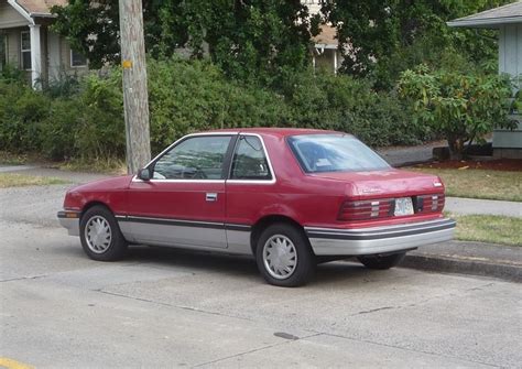 Plymouth Sundance 1986 - 1994 Coupe :: OUTSTANDING CARS