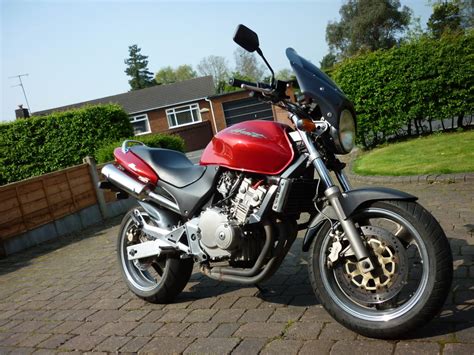 Honda Honda Hornet 250 - Moto.ZombDrive.COM