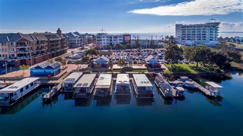 Mandurah Holidays | Mandurah Houseboats