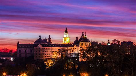 Lublin | Beautiful castles, Warsaw old town, Castle