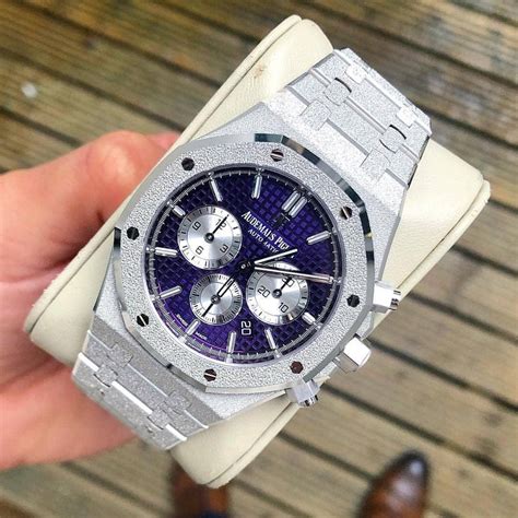 Audemars Piguet Royal Oak Frosted Gold Selfwinding In Mong Kok, Hong Kong For Sale (10554219)