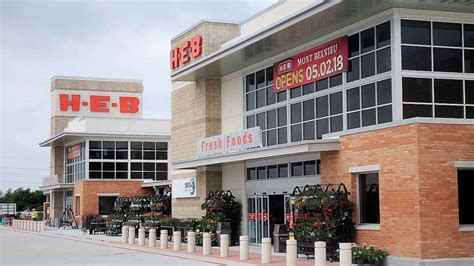 HEB Named America's 4th Most Favorite Grocery Store | KTFW-FM