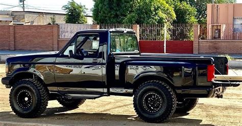 1992 Ford F150 Flareside 4x4 | Ford Daily Trucks