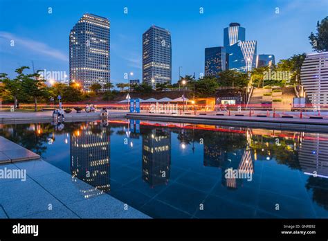 Han river Park in Seoul City ,South korea Stock Photo - Alamy