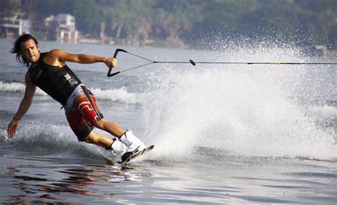 How to Tow a Water Skier Behind a Boat: The Complete Guide — Athleisure ...