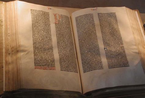 File:Gutenberg Bible.jpg - Wikipedia