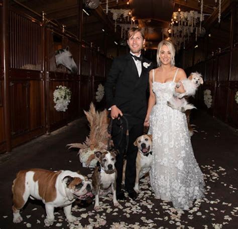 Kaley Cuoco and Karl Cook, Wedding Photo with Dogs - The Hollywood Gossip