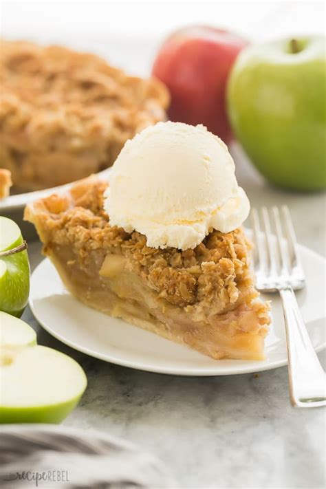 Apple Crumble Pie (the ultimate apple pie) - The Recipe Rebel