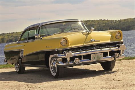 Goldenglow Grandeur - 1956 Mercury Monterey - Hemmings