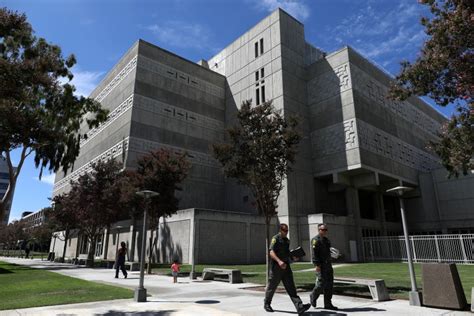 Orange County jails no longer required to enforce social distancing ...