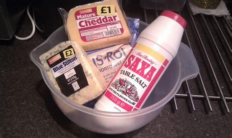 Cheese Paste made easy! – Paul Goes Fishing