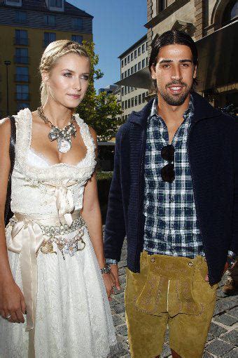 Sami Khedira with his wife | Real Madrid fan