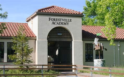 Forestville USD Improves Campus Communication with Extron Classroom AV ...