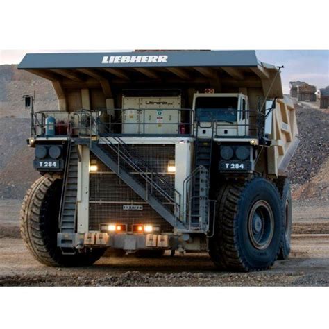 Liebherr - Dump Truck | T284 - IndustrySearch Australia