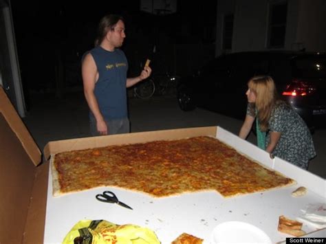 World's Largest Pizza Box Serves Up To 70 People (PHOTO) | HuffPost