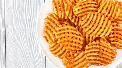 Salt and Vinegar Waffle Fries Recipe | Rachael Ray Show