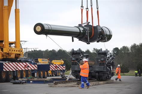 Britain's biggest gun aims for Netherlands - News stories - GOV.UK