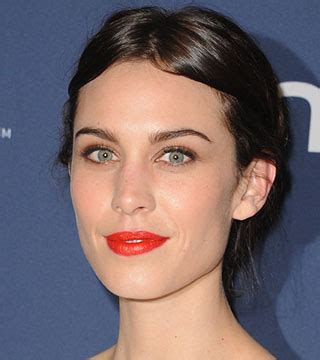 The Affordable Red Lipstick Beloved By Alexa Chung and Liv Tyler – StyleCaster