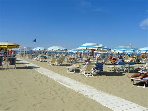 Italy: Viareggio Beach