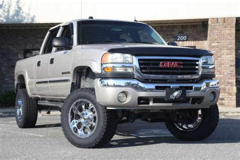 Lifted GMC Sierra 2500HD on Fuels - Trinity Motorsports