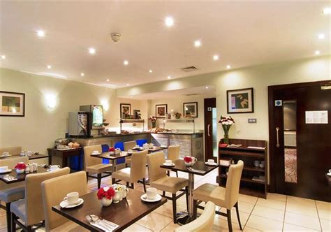 The Premier Notting Hill, London - Compare Deals