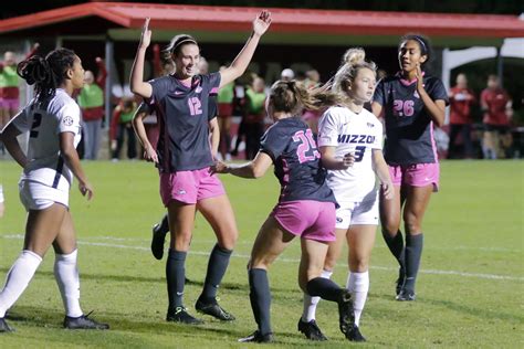 Arkansas soccer (12-2-0, 7-0-0 SEC) defeated Missouri (5-9-0, 1-6-0 SEC ...