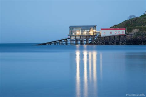 Image of Old Lifeboat Station by Jo Wheeler | 1025615