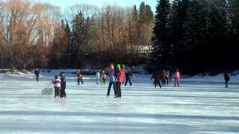 Over 100 places to go outdoor skating around Calgary this winter | Daily Hive Calgary