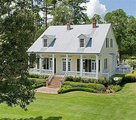 Sweet Cajun Creole Cottage | Cottage style house plans, Cajun cottage, Acadian house plans