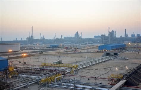 Kuwait’s Mega Al-Zour Refinery Fully Operating for First Time - Bloomberg