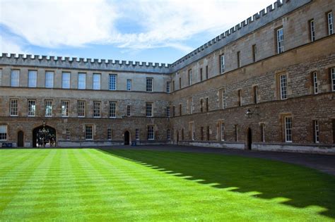 Oxford University London: All You Need To Know - UniCreds