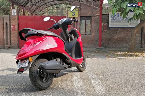 BS-VI Yamaha Fascino 125 Review: Bringing the Retro Charm into a Practical Urban Scooter