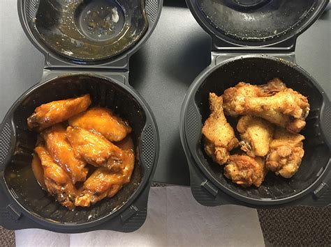 Pizza Hut/WingStreet: All Sauces and Seasonings Reviewed Week 5 | STL Wing Review