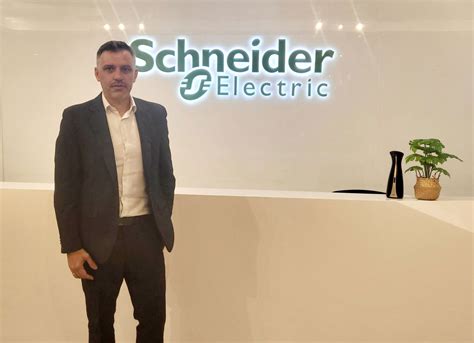 Schneider Electric reaffirms commitment to Indonesia’s green transition ...