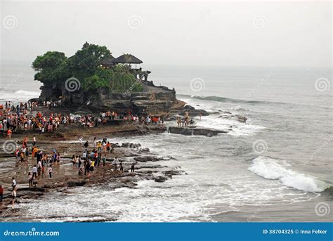 Tanah Lot, Bali, Indonesia. Editorial Image - Image of asia, background: 38704325