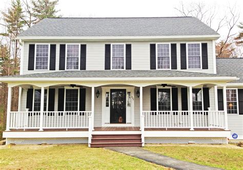 Pictures Of Front Porches On Colonial Homes Home Design Country For in Front Porch Ideas For ...