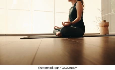 887 Sukhasana breathing Images, Stock Photos & Vectors | Shutterstock