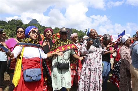 Anti-migration operation on island of Mayotte stirs tensions ...