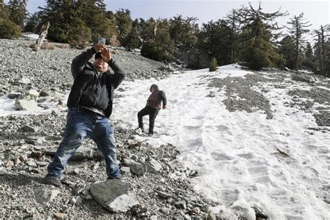 Southern California faces rare blizzard warning - Los Angeles Times