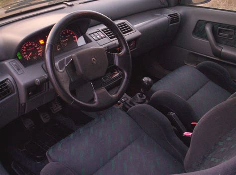 1995 Renault Clio - Interior Pictures - CarGurus