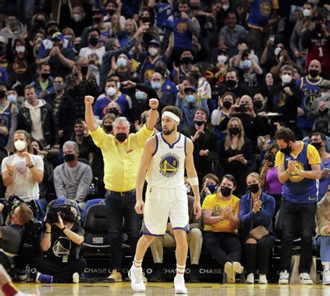 Klay Thompson makes triumphant return to Warriors after 941-day hiatus