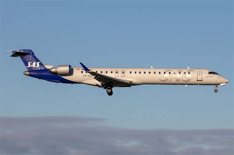 CRJ | Flightradar24 Blog