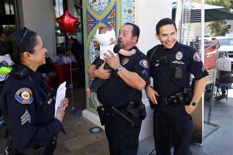 Pasadena Police Department Serves up Lunch for Special Olympics - Behind the Badge