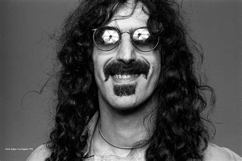 [100+] Frank Zappa Pictures | Wallpapers.com