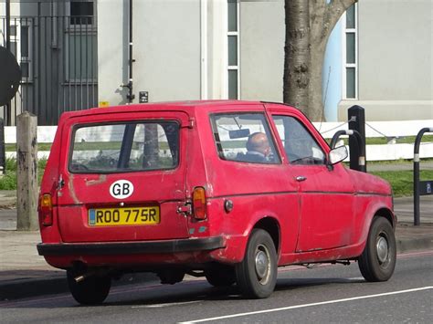 1976 Reliant Kitten Deluxe | Essex plates. | Neil Potter | Flickr