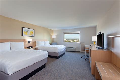 HOLIDAY INN LOS ANGELES - LAX AIRPORT, AN IHG HOTEL - Updated 2024 Reviews, Photos & Prices