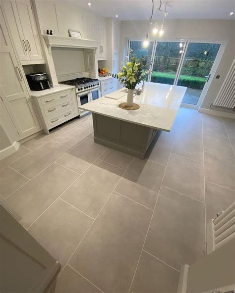 Top LVT Flooring Brands - Quality Flooring Reviews