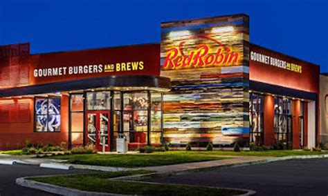 Red Robin Gourmet Burgers and Brews - 2534 Crossroads