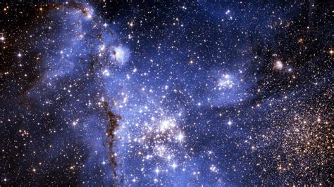 Vintage Black and White Nebula | Star Clusters in Space 4K Wallpaper ...