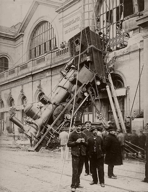 Vintage: Montparnasse Train Derailment in Paris (1895) | MONOVISIONS